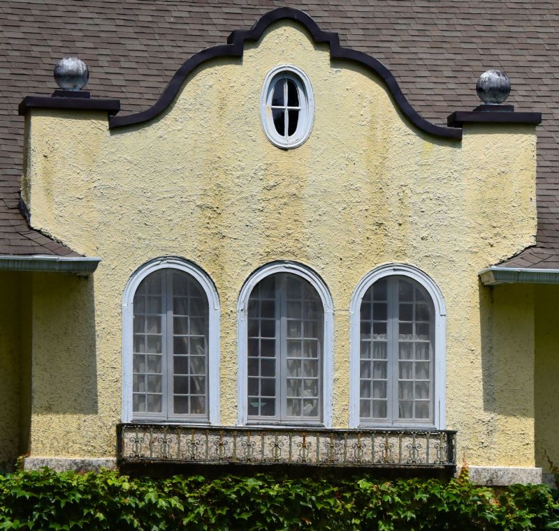 Residential Stucco Facade